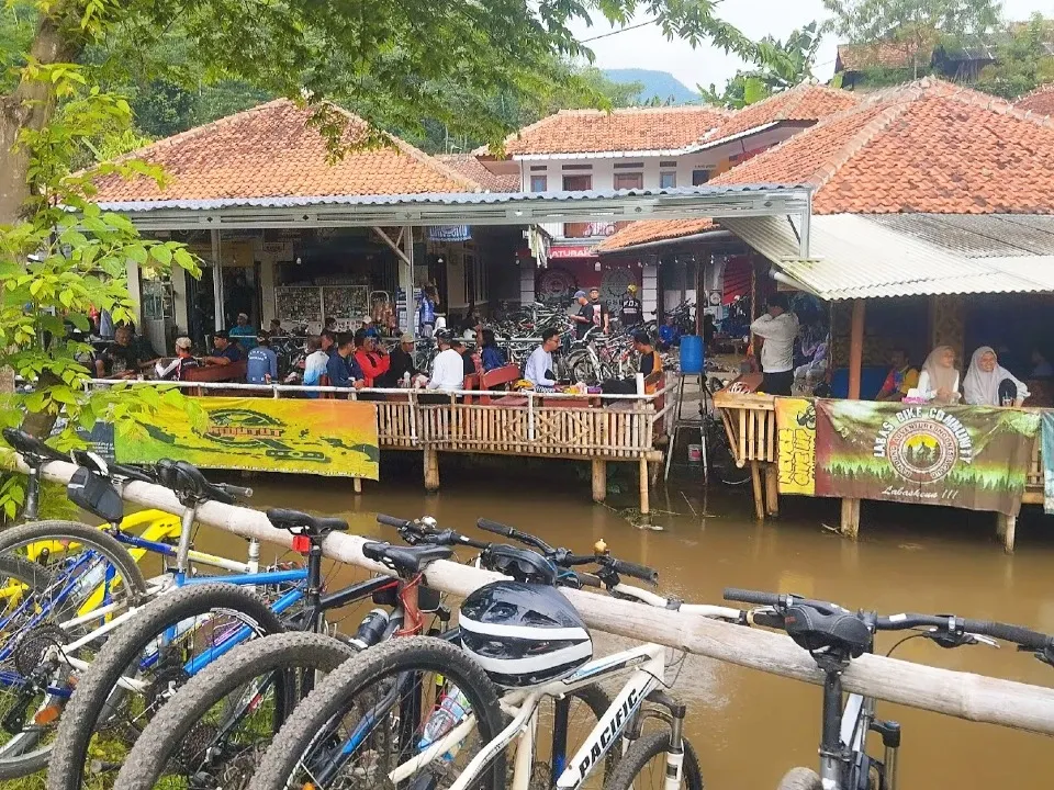 Warung Lemon 1 - Teh Nur