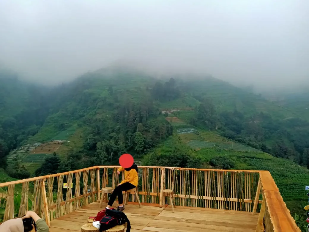 puncak Mangli Sky View
