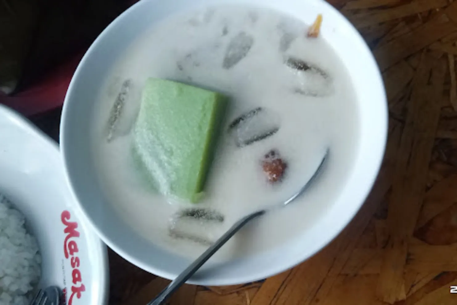 Kolak Warung Lotek Macan