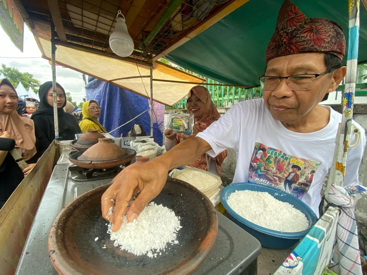 intip ketan jajanan khas ngawi