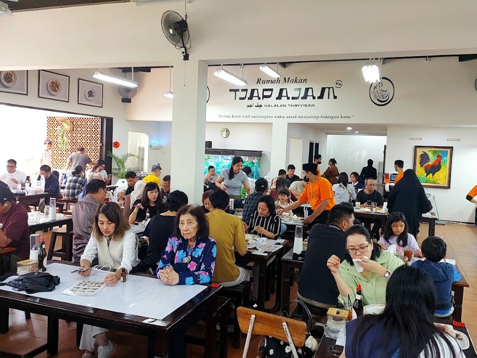Rumah Makan Tjap Ajam 38