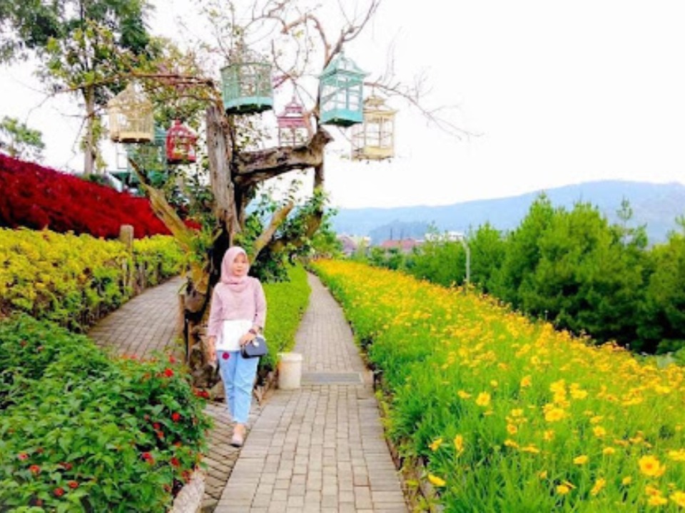 Rainbow Garden wisata Lembang