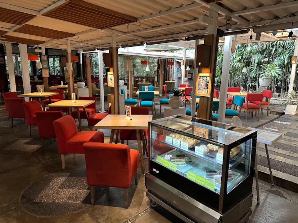 Cafe Halaman