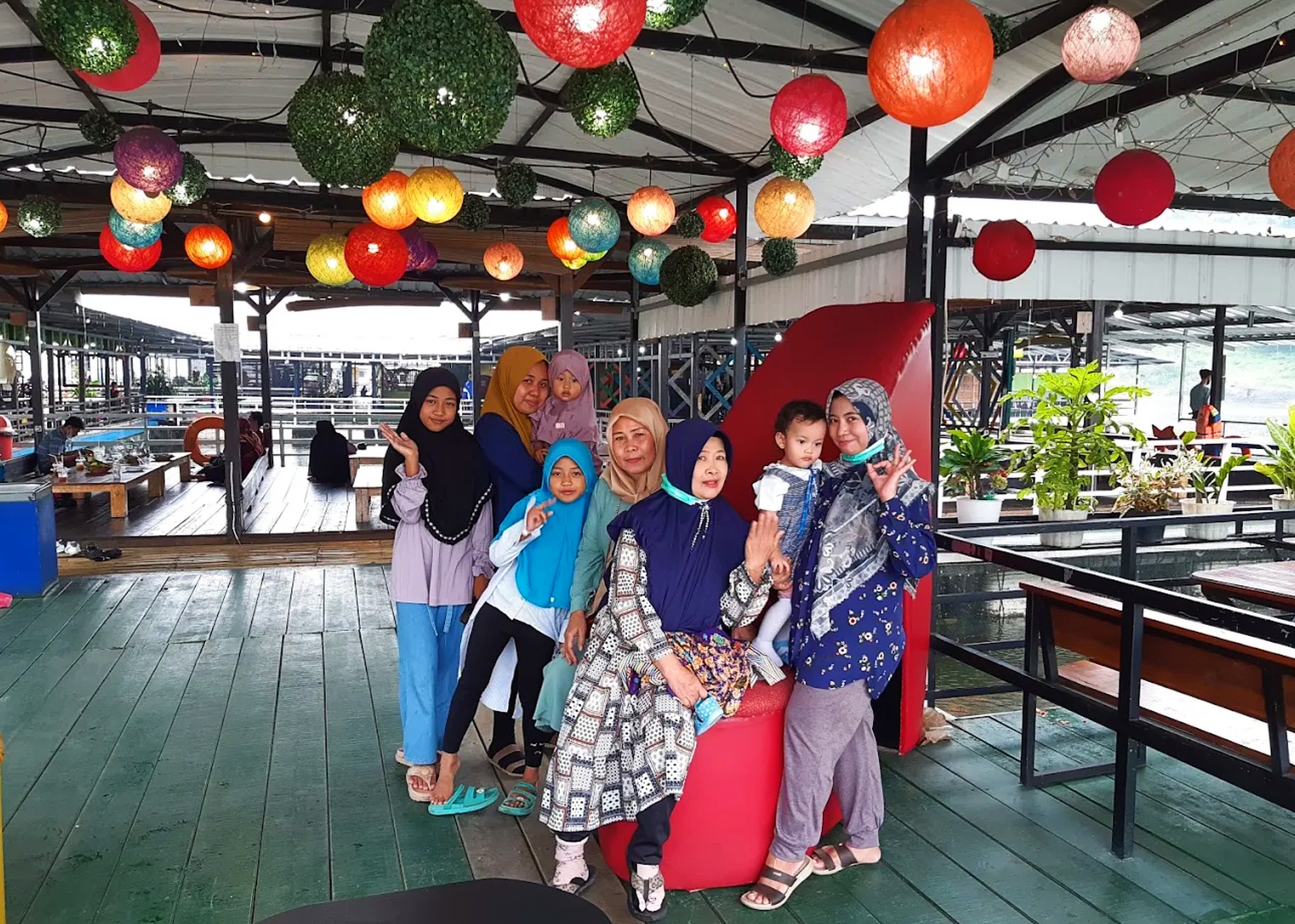 Saung Apung Napak Sancang