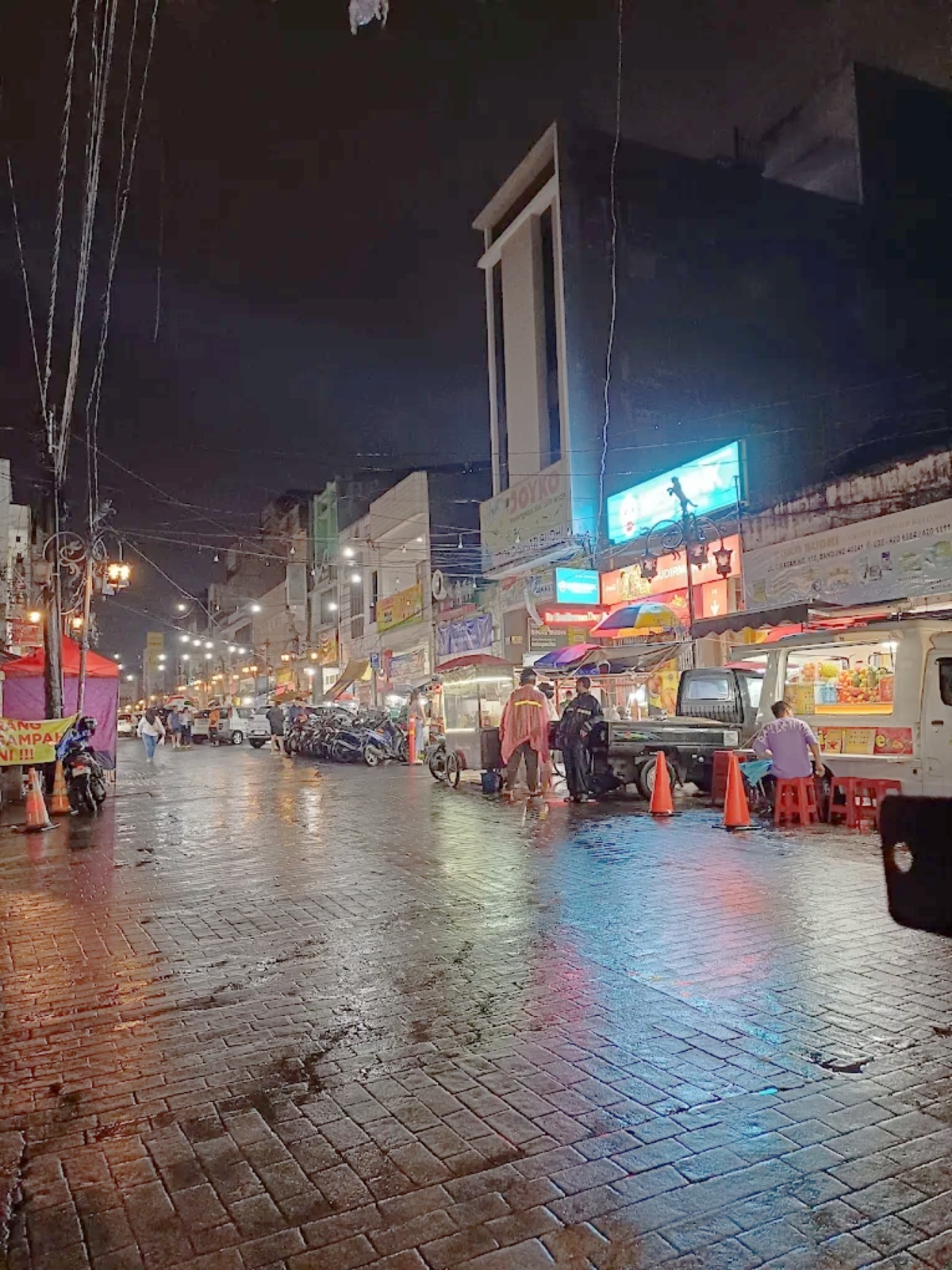 Kuliner Malam Cibadak