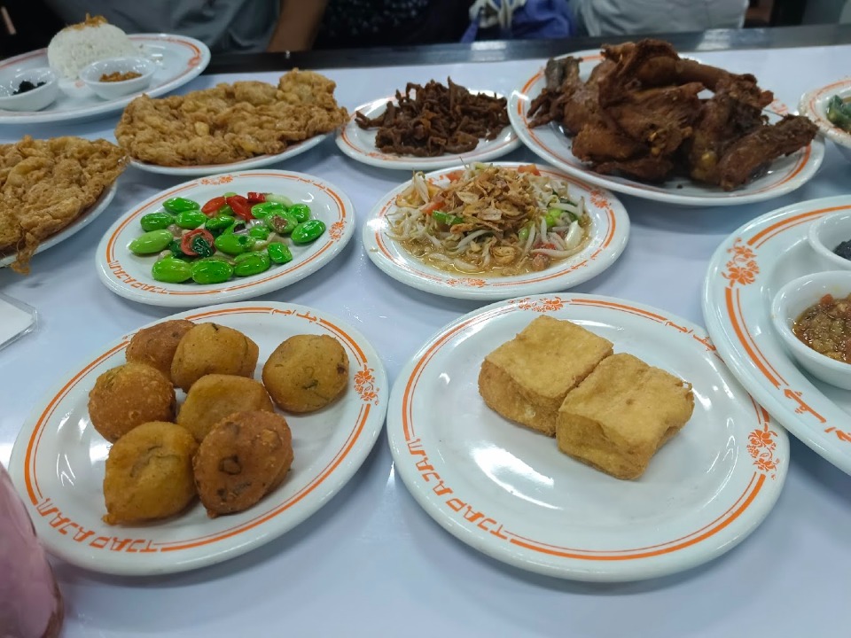 Rumah Makan Tjap Ajam 38