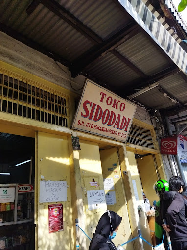 Toko Roti Sidodadi