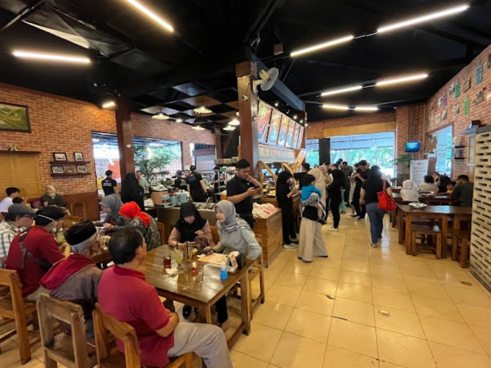 Rumah Makan Boemi Mitoha Bandung