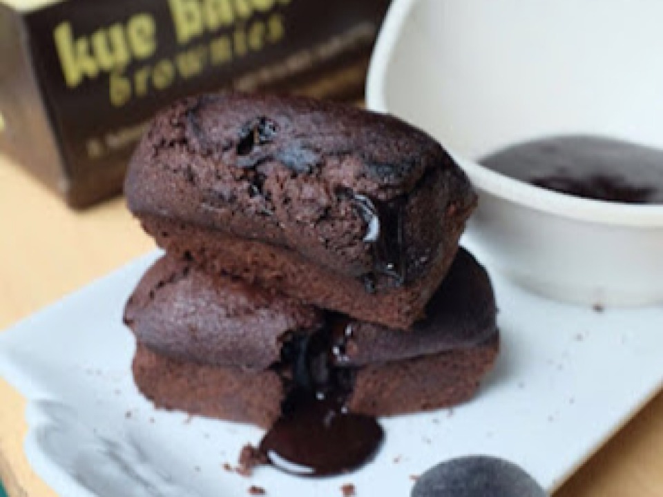Kue Balok Brownies Mahkota