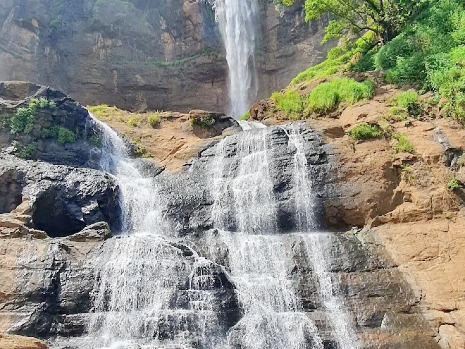 Curug Cikanteh Sukabumi