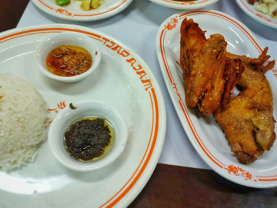 Rumah Makan Tjap Ajam 38