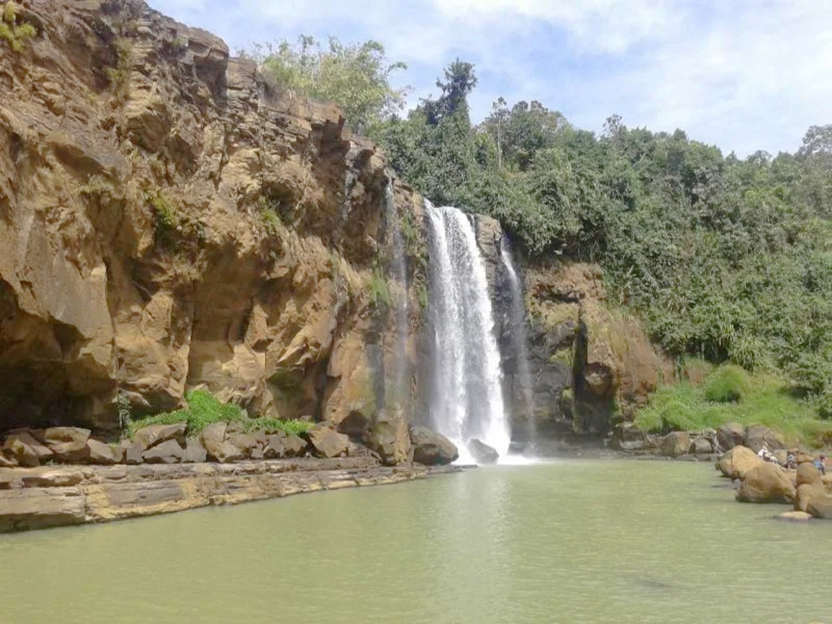 Curug Awang Sukabumi