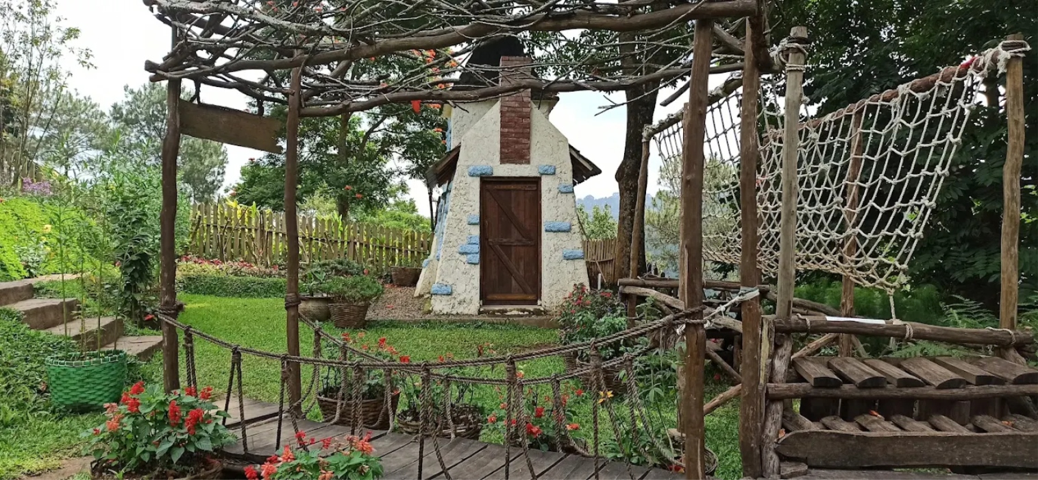 Cafe D'Pakar